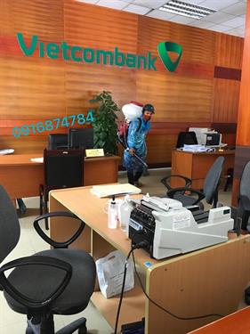 Dịch vụ phun khử trùng diệt khuẩn cho ngân hàng Vietcombank